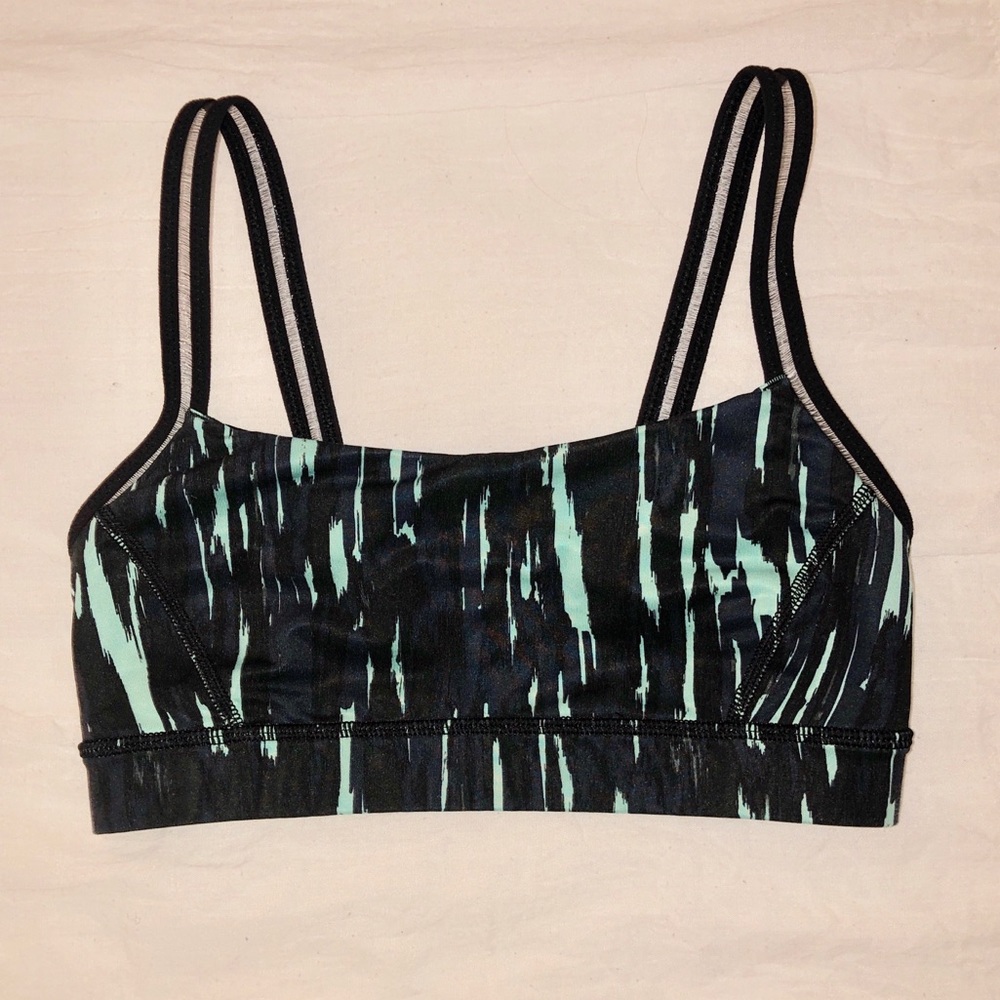 Lululemon | Sports Bra